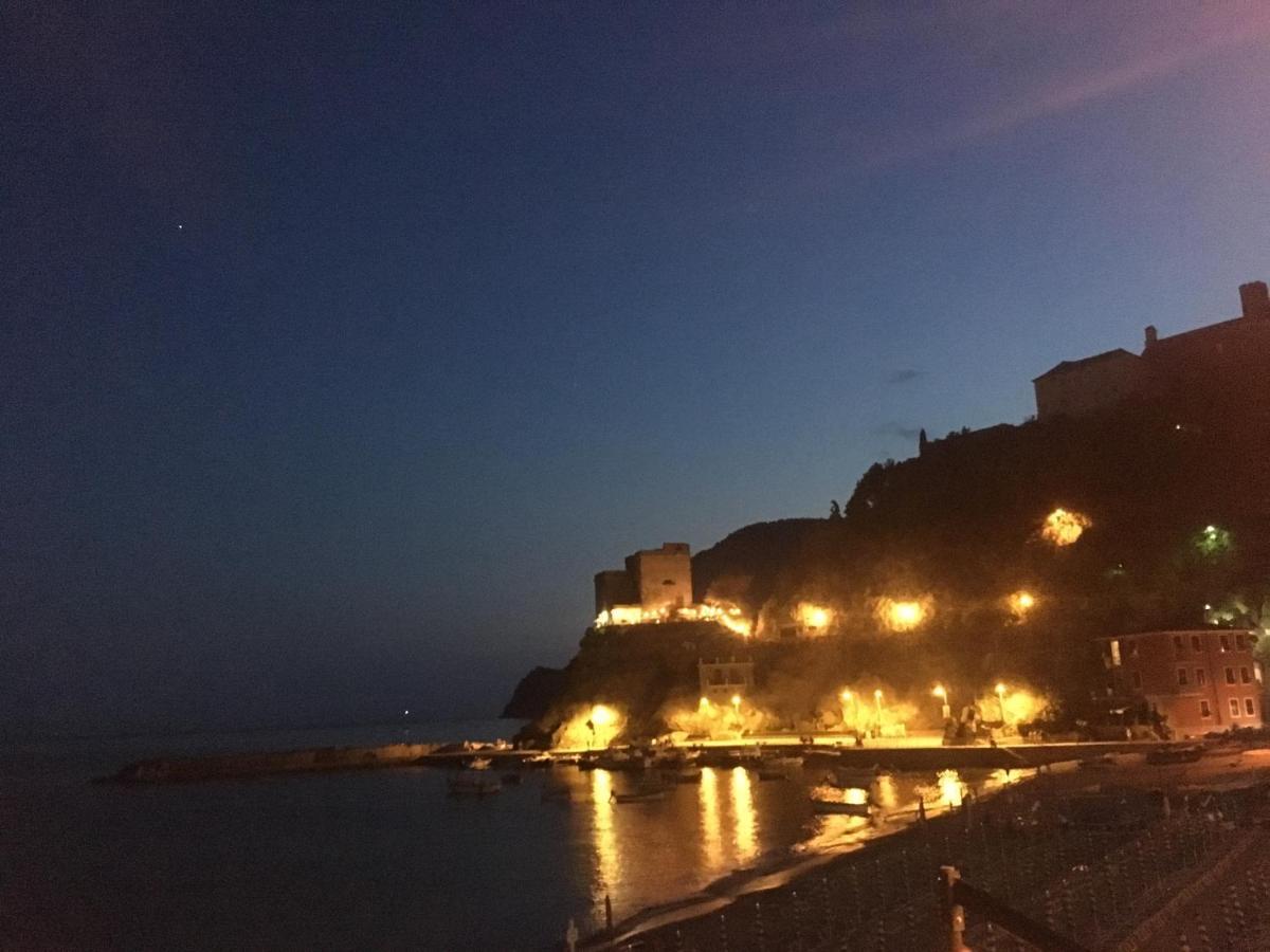 Le Cinque Vele ***** Cinque Terre Lägenhet Monterosso al Mare Exteriör bild